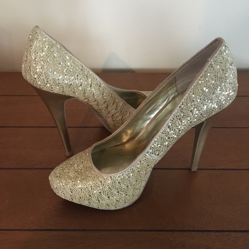Carlos by Carlos Santana Gold Glitter Heels, Sz 6